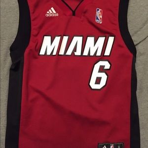 Boys size Small jersey